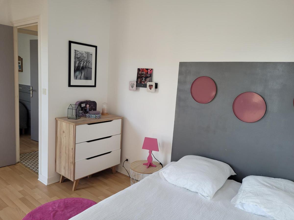 Charmant Appartement Au Coeur Du Centre Ville Кимпер Екстериор снимка